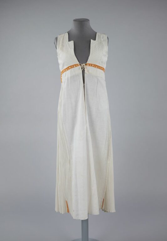 Sukňa zošitá so živôtikom