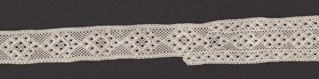 Čipka paličkovaná