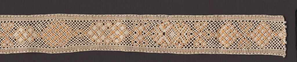 Čipka paličkovaná