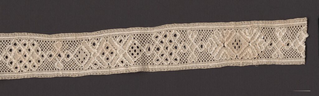 Čipka paličkovaná