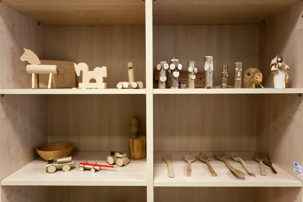 Zobraziť fotografiu drevené výrobky