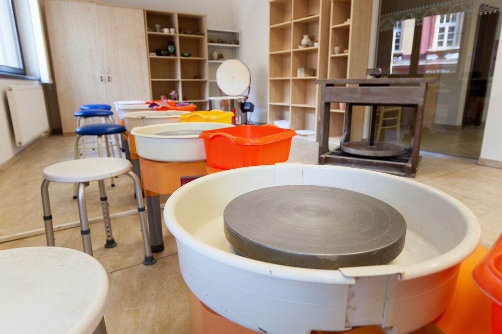 Zobraziť fotografiu v hrnčiarskej dielni