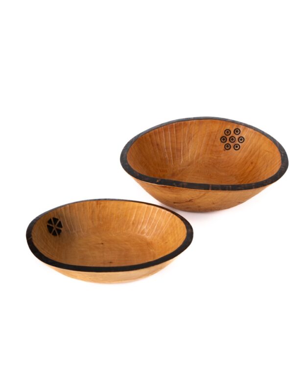 Wooden bowl – sun-kissed rim, with decoration